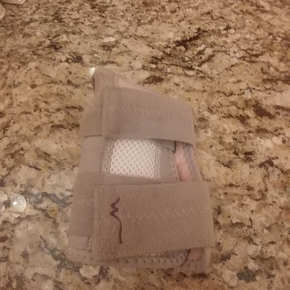 Wellgate Other Wellgate Left Hand Wrist Support Poshmark